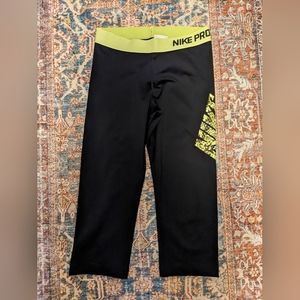 Women's Nike Pro capri